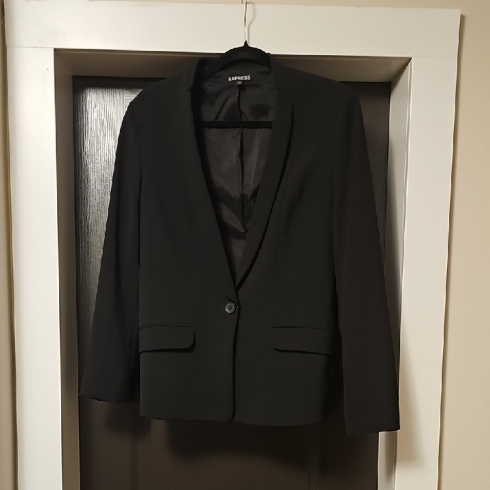 EXPRESS Women's Classic Black Suit Jacket